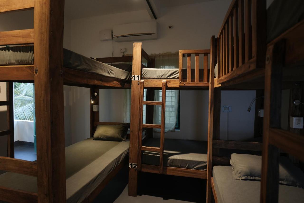 Cliff & Coral Hostel Варкала Екстериор снимка