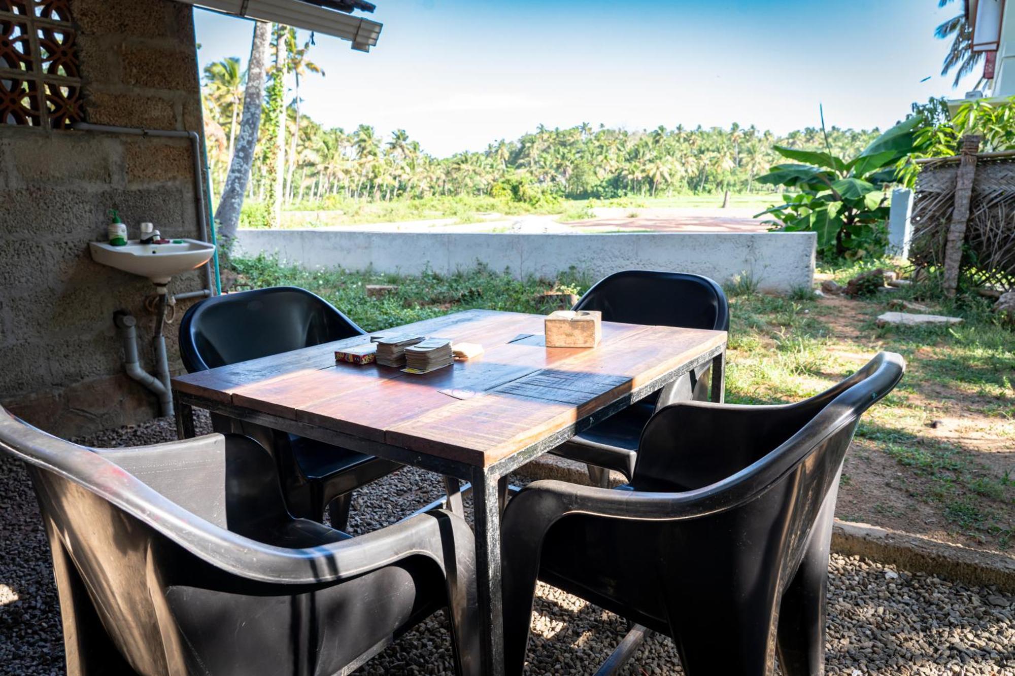 Cliff & Coral Hostel Варкала Екстериор снимка