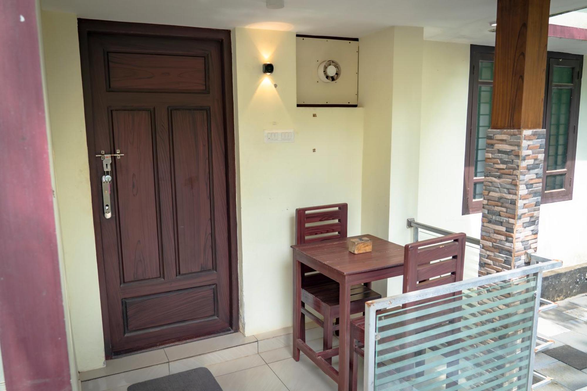 Cliff & Coral Hostel Варкала Екстериор снимка